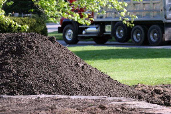 Yard Dirt Delivery in Noblesville
