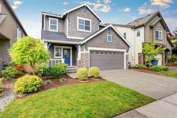 Curb Appeal Landscaping in Noblesville